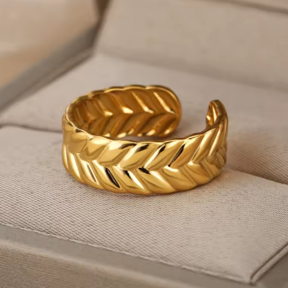 Stainless Steel Gold Toned Adjustable Size Rings (R22) - Picture 3 of 6